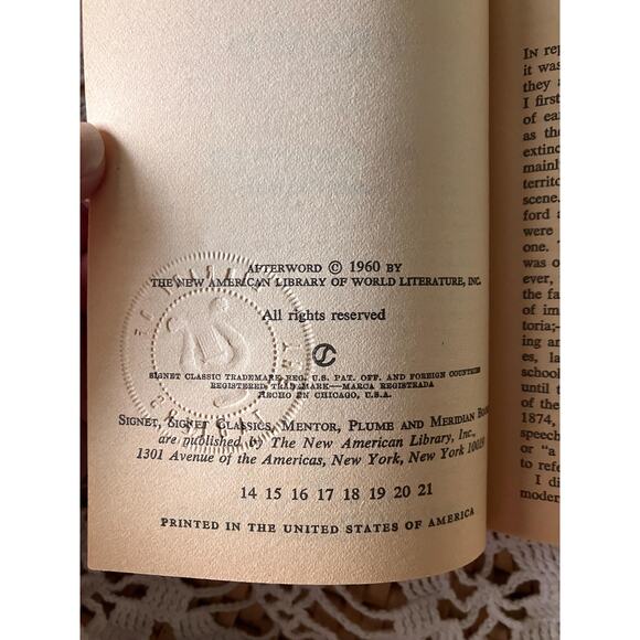 Vintage 1960 'Far from the Madding Crowd' Paperback - Thomas Hardy - Picture 2 of 4